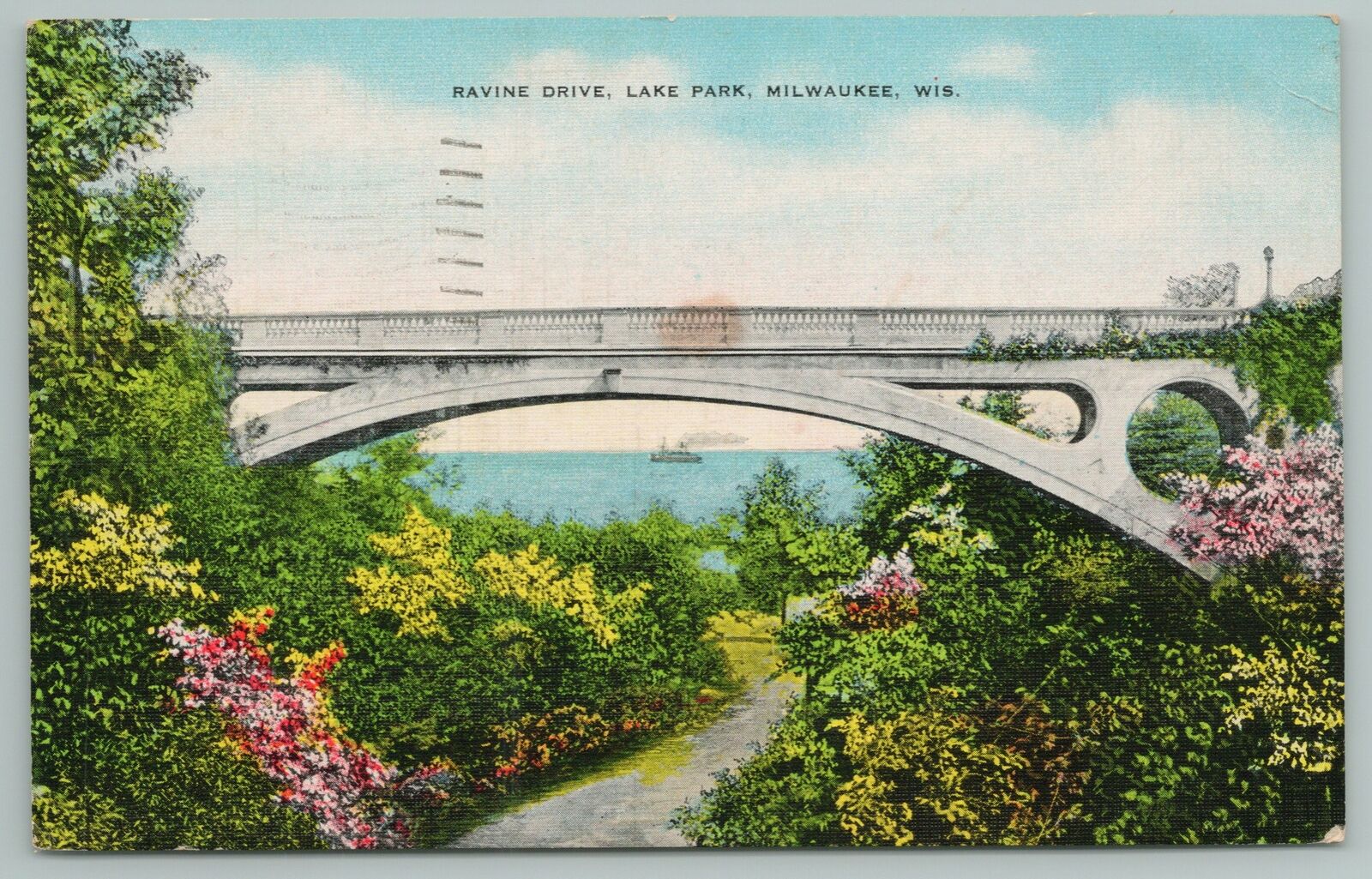 Milwaukee Wisconsin~lake Park Ravine Drive Bridge~vintage Postcard