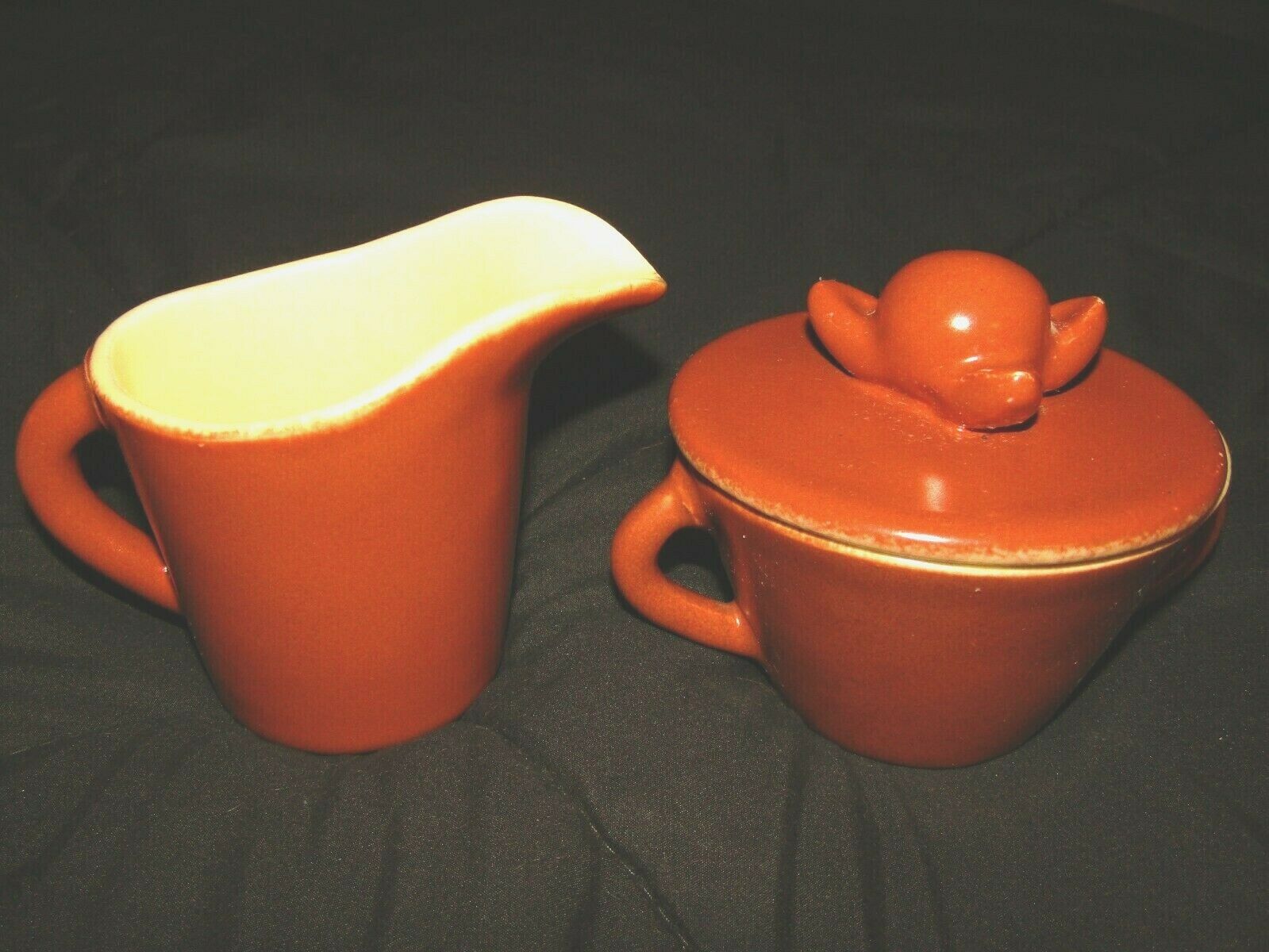 Awesome Vintage Winfield Pasadena Brown/white Pottery Cream And Sugar